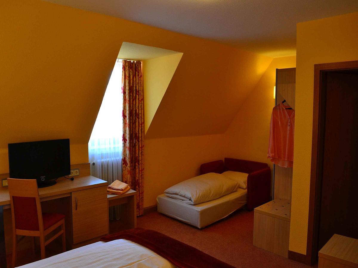 Hotel-Gasthof Rotes Ross Markt Einersheim Exteriör bild