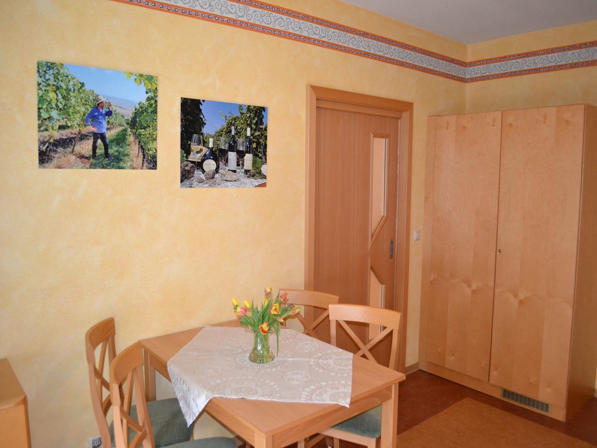 Hotel-Gasthof Rotes Ross Markt Einersheim Exteriör bild